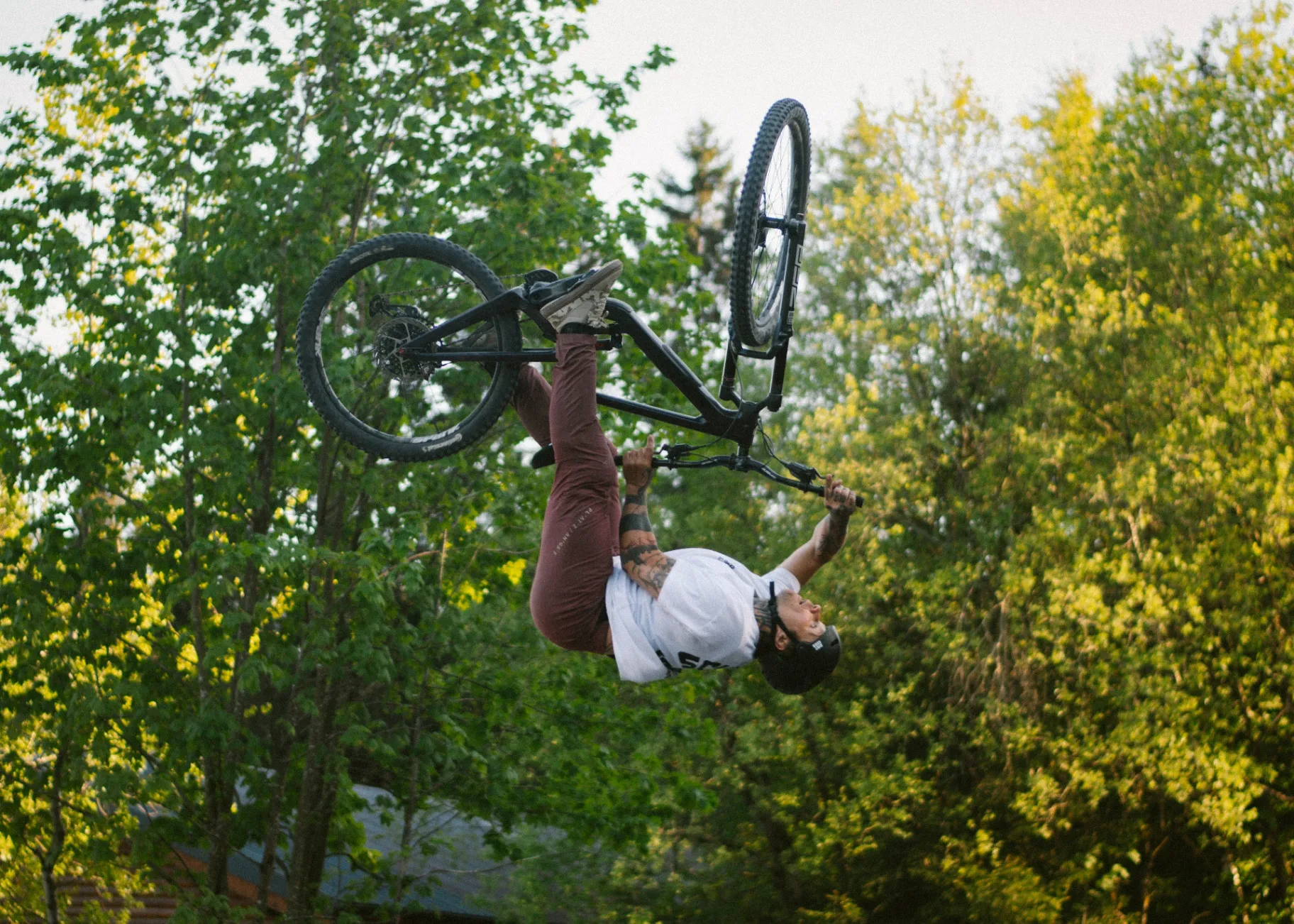 MTB Backflip Action bei School of Skillz