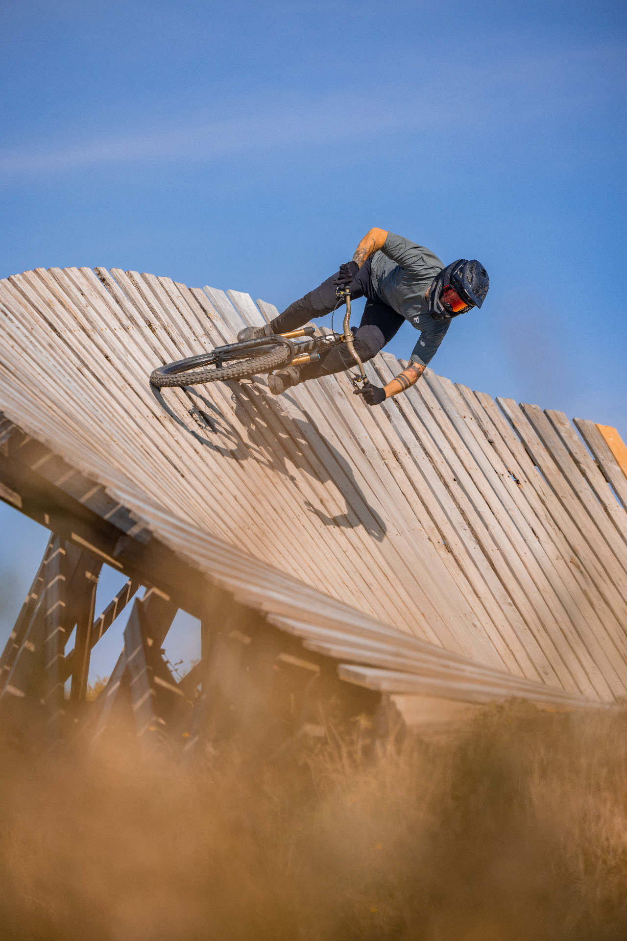 Niklas Stach beim MTB Riding in Action